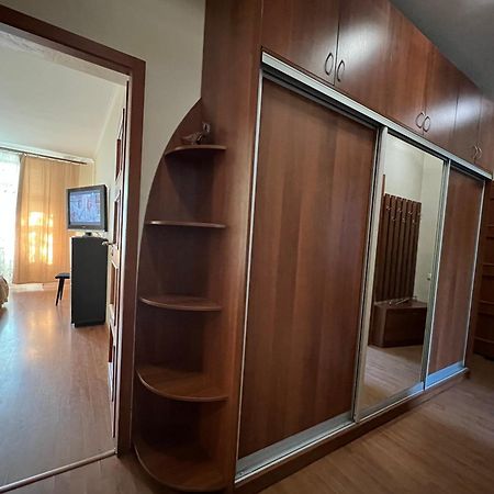 Apartment On Skorykovskyi Lane 4 Ντνιπροπετρόφσκ Εξωτερικό φωτογραφία